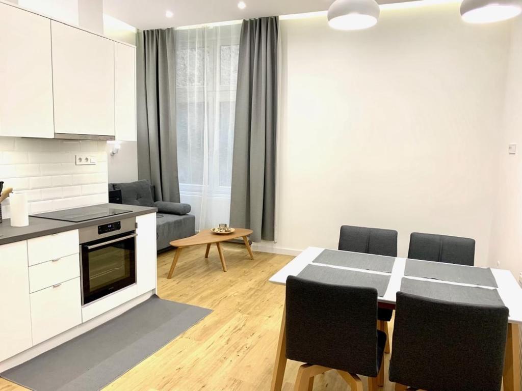 Colton Budapest Paulay Apartments Kültér fotó